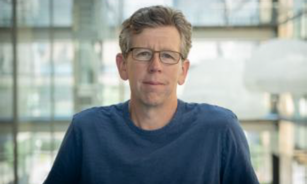 Prof Tom W. Muir guest in Peptlab!